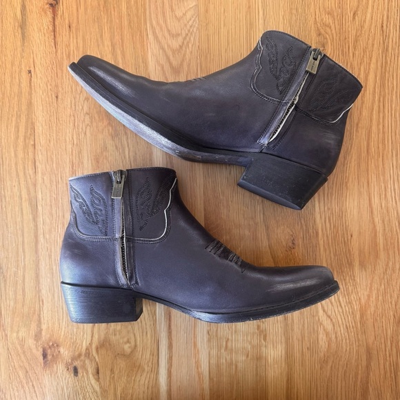 Anine Bing Axel Pointed Toe Distressed Leather Ankle Booties Size 7.5 - Picture 2 of 14